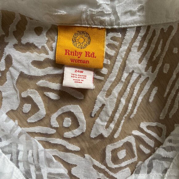 Ruby Rd. Plus Button Down White & Sheer Shirt Elegant Design Artistic, size 24W - Picture 5 of 12